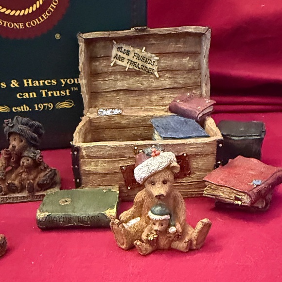 Boyds Bears 6 Piece Figurine Set 10th Anniversary - Friends are Treasures - Picture 3 of 16